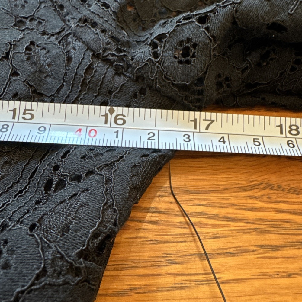 NWT Lulus A Fine Romance Black Lace Sheath Dress L Feminine Cocktail Party LBD - Picture 3 of 9